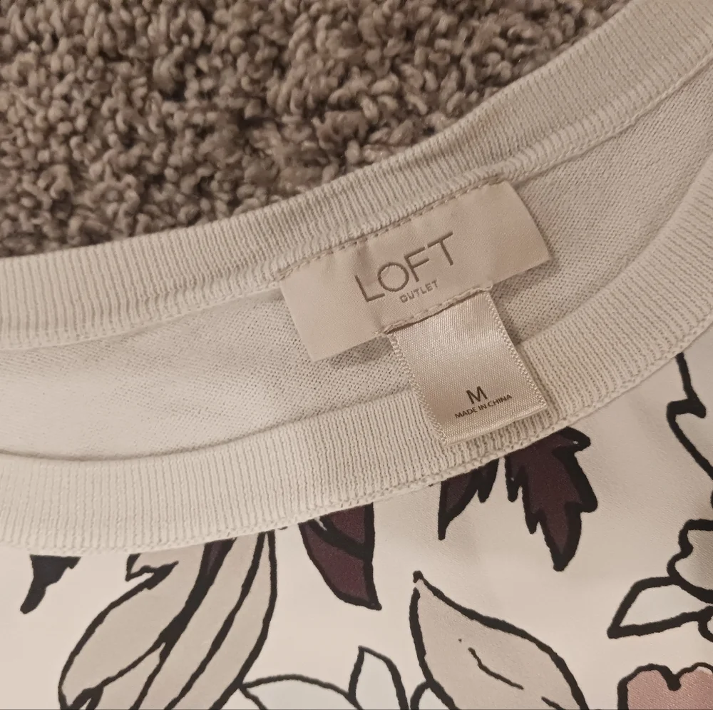 LOFT summer sleeveless floral top - Picture 10 of 13